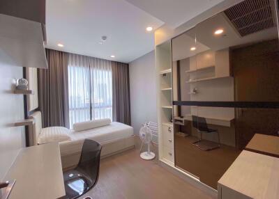 2 bed Condo in Ashton Chula - Silom Mahaphruettharam Sub District C012069