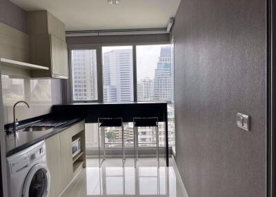 1 bed Condo in Rhythm Sathorn - Narathiwas Thungmahamek Sub District C012066