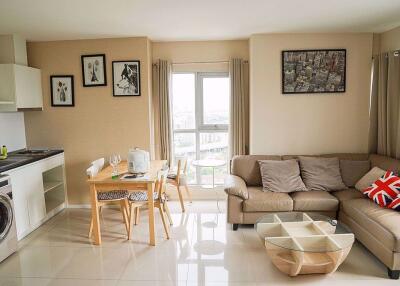 2 bed Condo in Aspire Sukhumvit 48 Phra Khanong Sub District C012049