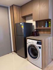 1 bed Condo in Taka Haus Ekamai 12 Khlong Tan Nuea Sub District C12032