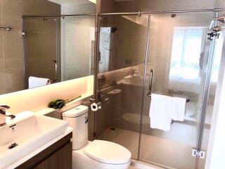 2 bed Condo in Vtara Sukhumvit 36 Phra Khanong Sub District C12030