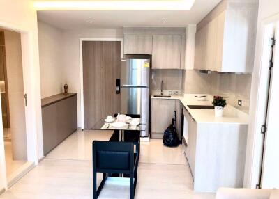 2 bed Condo in Vtara Sukhumvit 36 Phra Khanong Sub District C12030