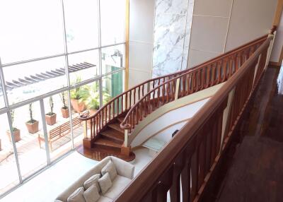 4 bed Penthouse in Grand 39 Tower Khlong Tan Nuea Sub District P11069
