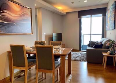 2 bed Condo in The Lumpini 24 Khlongtan Sub District C11993