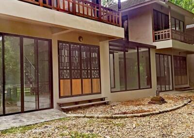 2 Storey Ordinary Living Houses For Rent