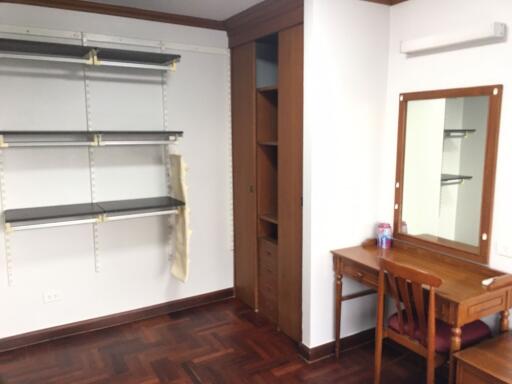 2 bed Condo in Pacific Height Khlongtoei Sub District C11962