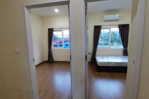 4 Bedrooms townhouse for sale and rent in Ruam chok
