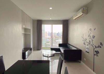 3 bed Condo in The Bloom Sukhumvit 71 Phrakhanongnuea Sub District C11947