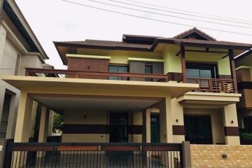 ีSell ​​/ rent with private swimming pool with 4 bedrooms, in Land and Houses Maejo project.