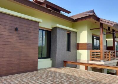 ีSell ​​/ rent with private swimming pool with 4 bedrooms, in Land and Houses Maejo project.