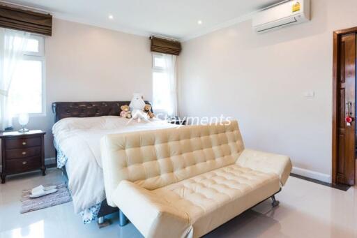 3 Bedroom single story house for sale in Wang Tan