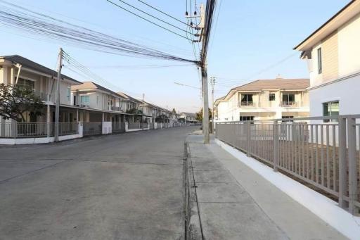 3 Bedrooms Townhouse for sale with tenants in Maehia