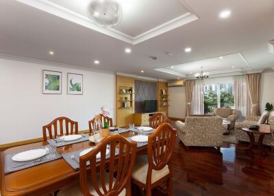 3 bed Condo in Sirin Place Khlong Tan Nuea Sub District C11933