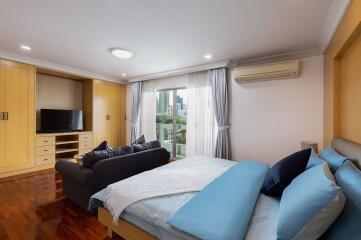 3 bed Condo in Sirin Place Khlong Tan Nuea Sub District C11933