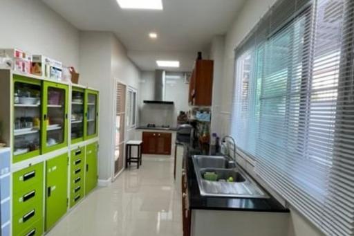 4 Bedroom family home for sale in Grand Park San Sai