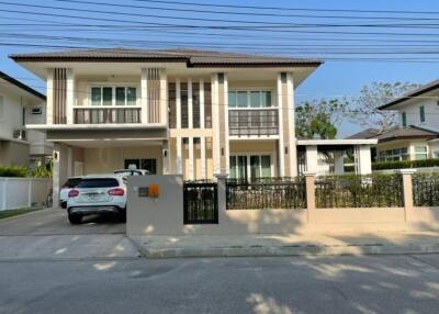 4 Bedroom family home for sale in Grand Park San Sai