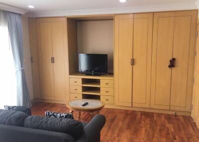 3 bed Condo in Sirin Place Khlong Tan Nuea Sub District C11932