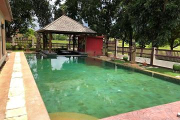 Pool Villa For Sale At Highlands Golf Course