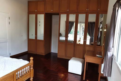 5 Bedrooms house at Home in Park, Hang Dong