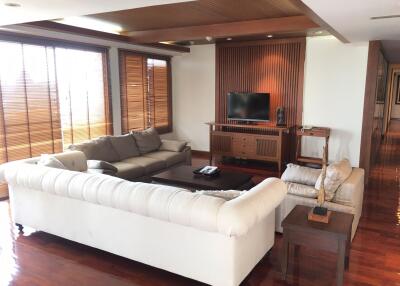 4 bed Penthouse in Neo Aree Apartment Khlongtan Sub District P11068