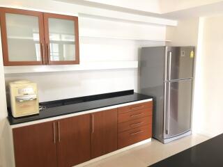 4 bed Penthouse in Neo Aree Apartment Khlongtan Sub District P11068