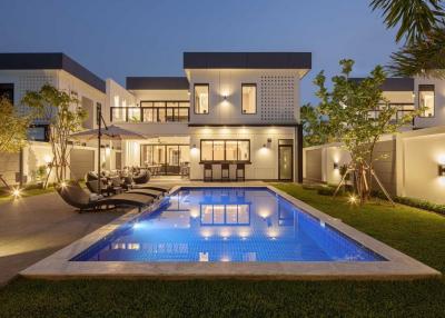 Pool Villa Modern Style For Sale in WangTan 2