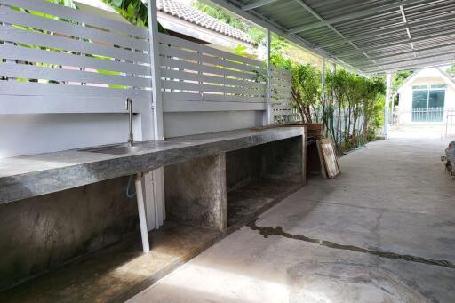 New Renovated 3 Bedrooms Single Story House For Sale in San Sai Noi