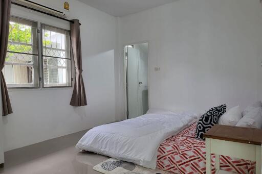 New Renovated 3 Bedrooms Single Story House For Sale in San Sai Noi