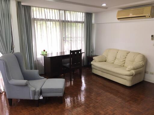 3 bed Condo in Neo Aree Apartment Khlongtan Sub District C11922