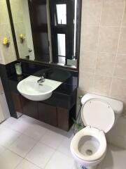 3 bed Condo in Neo Aree Apartment Khlongtan Sub District C11922