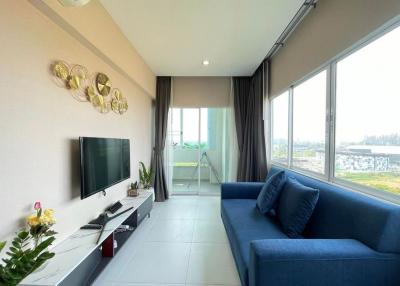 2 Bedrooms Condo for Sale (with tenants)