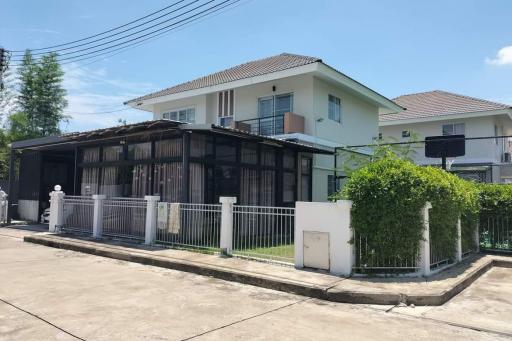 3 Bedrooms House for Sale in San Pak Wan, Chiangmai