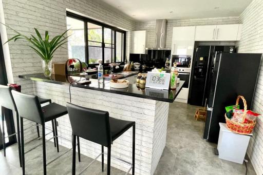 3 ห้องนอน Modern Pool Villa สําหรับ ขาย ใน หางดง