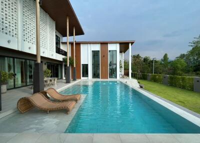 MODERN LUXURY POOL VILLA FOR SALE NEAR PREM INT