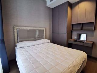 2 bed Condo in The Diplomat Sathorn Silom Sub District C11912