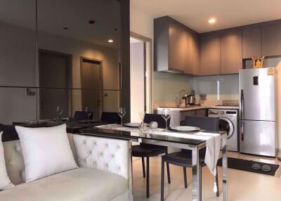 2 bed Condo in Rhythm Sukhumvit 36-38 Phra Khanong Sub District C11880