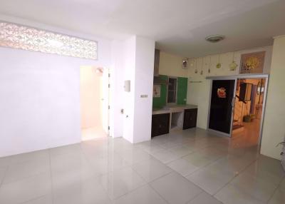 3 bed House Phlapphla Sub District H10927