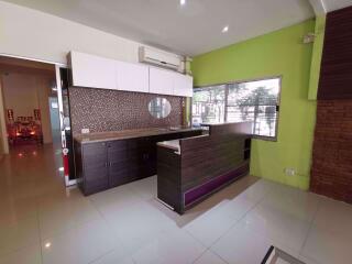 3 bed House Phlapphla Sub District H10927