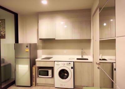 2 bed Condo in Life Sukhumvit 48 Phra Khanong Sub District C11807