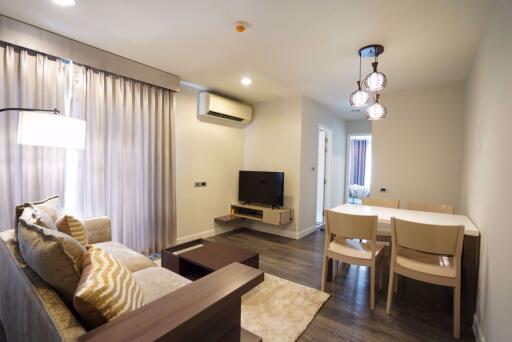 2 bed Condo in The Crest Sukhumvit 49 Khlong Tan Nuea Sub District C11775