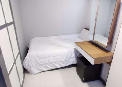 3 bed Condo in Supalai Place Condominium Khlong Tan Nuea Sub District C11752