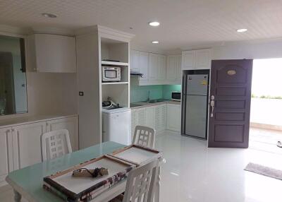 2 bed Condo in Supalai Place Condominium Khlong Tan Nuea Sub District C11747