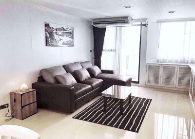 2 bed Condo in Supalai Place Condominium Khlong Tan Nuea Sub District C11747