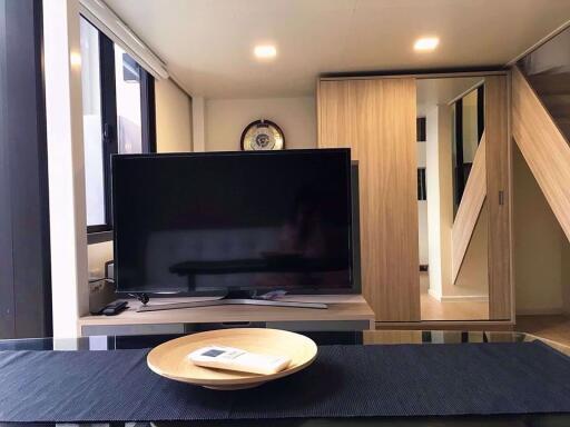 1 bed Duplex in Chewathai Residence Asoke Makkasan Sub District D11496