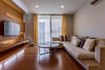 2 bed Condo in Centric Scene Aree 2 Samsennai Sub District C11720