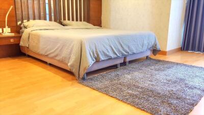 2 bed Condo in Nusasiri Grand Phra Khanong Sub District C11707