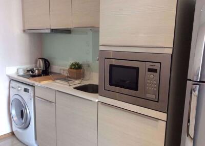 2 bed Condo in H Sukhumvit 43 Khlong Tan Nuea Sub District C11696