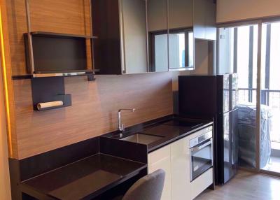 1 bed Condo in The Room Sathorn-St.Louis Thung Wat Don Sub District C11695