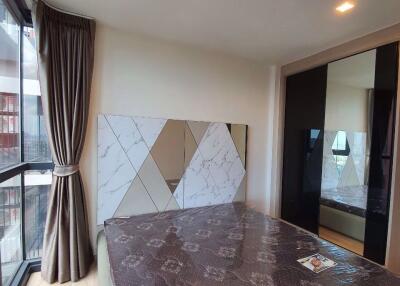 1 bed Condo in The Base Garden Rama 9 Huamak Sub District C11646