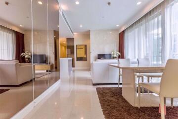 2 bed Condo in Q Langsuan Lumphini Sub District C11640